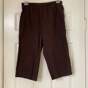Brown Capris